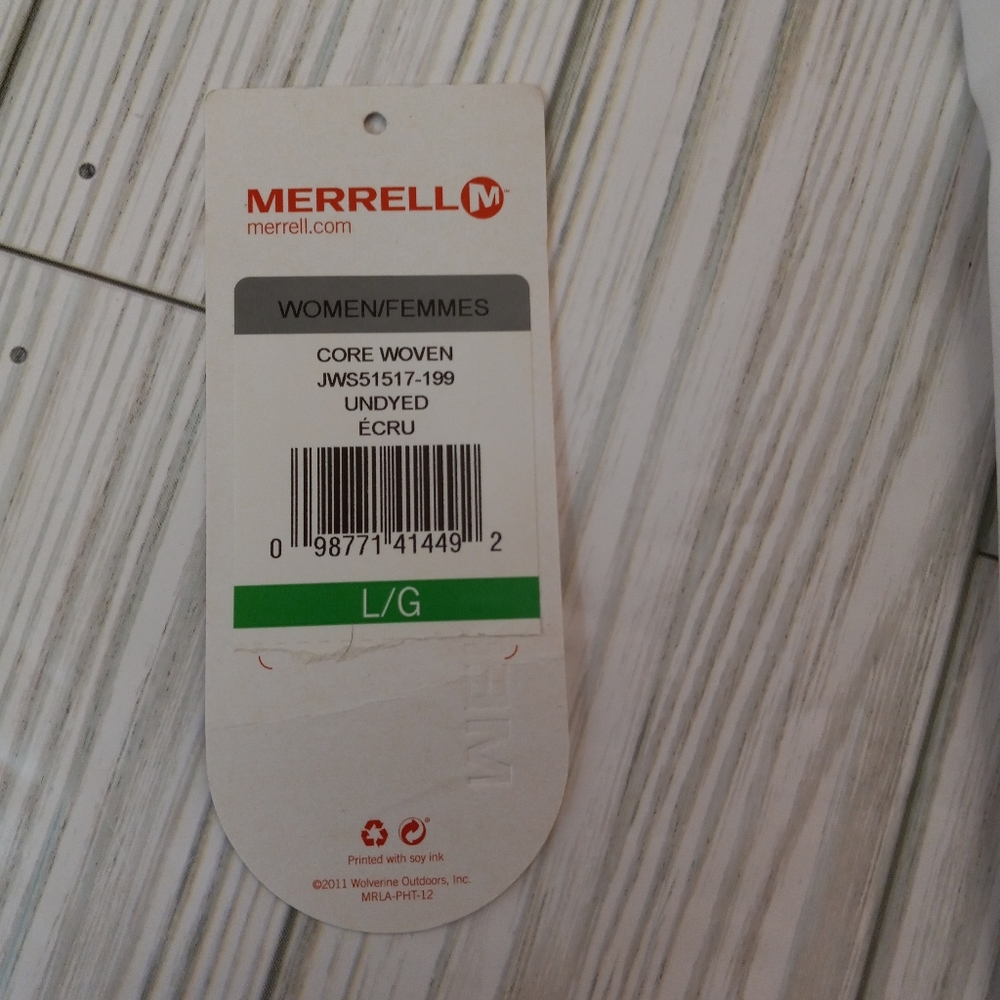 Merrell Core Woven Button Front Collar Top - Picture 7 of 7